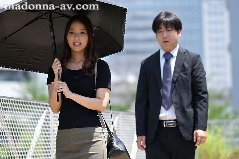 寝取らせ串刺し輪● 愛する妻を深奥まで犯し尽くして下さい―。 市来まひろ市来まひろ