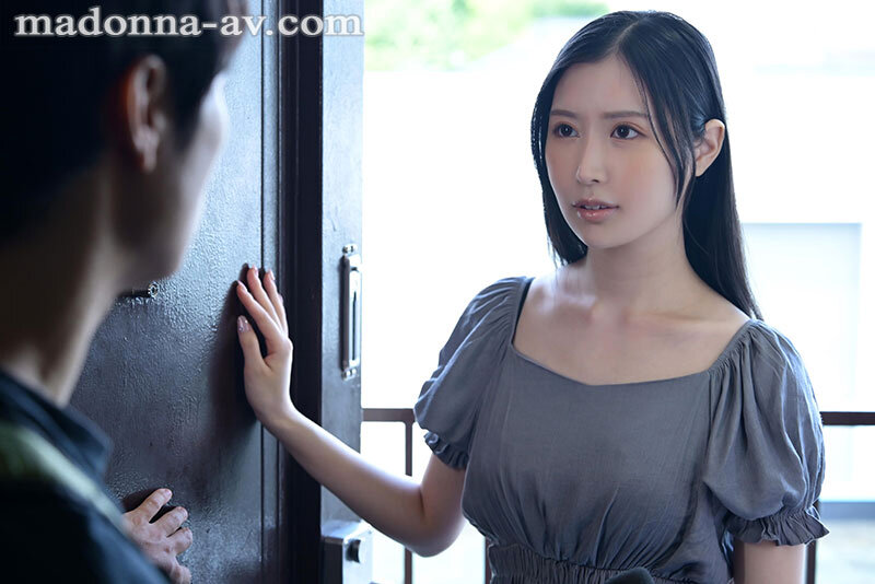 甘い囁きに流されるまま、僕は大学を留年するまで、人妻との巣篭もりSEXに溺れて…。 朝日りお朝妃りお（朝日りお）