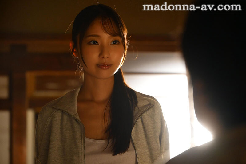 あの頃と、何か変わったかな。 幼馴染のまひろ姉ちゃんと青春に溺れる不貞情事―。 市来まひろ市来まひろ