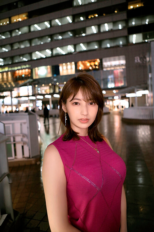 「貴方では気持ち良くなれないから…」淡白な夫とのSEXに不満を持つ美人妻たちが新調したTバックを履いてデカチンに泥●する