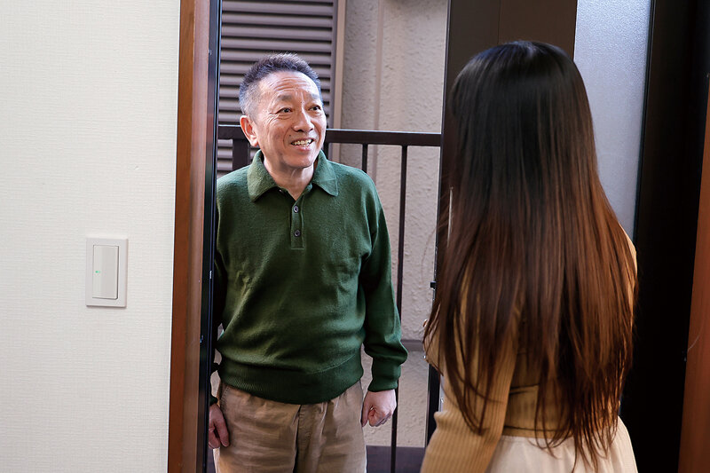 義父に弄ばれた一週間 快感の虜になった巨乳若妻 愛川すず愛川すず