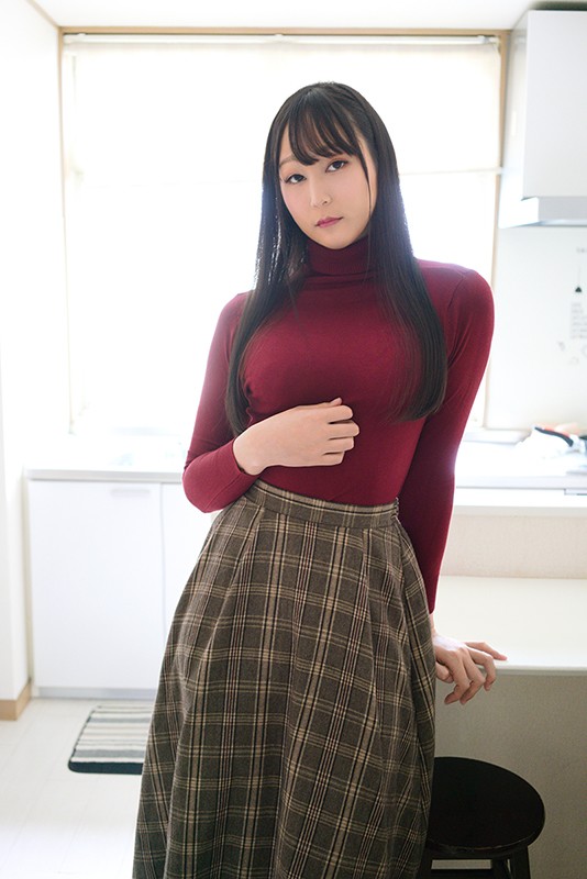 地味なのに、365日乳頭ニョキニョキ☆フル勃起乳首がド敏感な素人ニューハーフさん、秋田から上京、AV初出演。