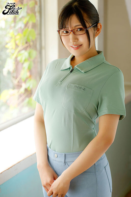 性格が良すぎるスポーツ用品店の爆乳店員 ぷるるんハニカミJcup絶頂AVデビュー 桃木結愛桃木結愛