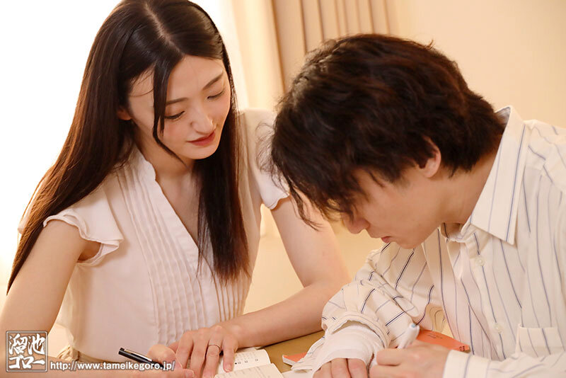 ボクのチ○ポに満足していない妻を、デカチンの甥に寝取ってもらった！ 超ビンカン嫁×巨根NTR 澪真央澪真央