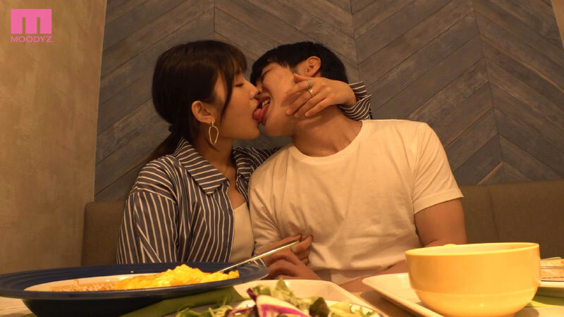 あれ？外なのにおっきしてる 彼女が在宅の2日間、セフレ志願の彼女の親友と密着囁き誘惑デートで勃起させられたら即近くのホテルで何度も何度も中出ししまくった。 神宮寺ナオ神宮寺ナオ