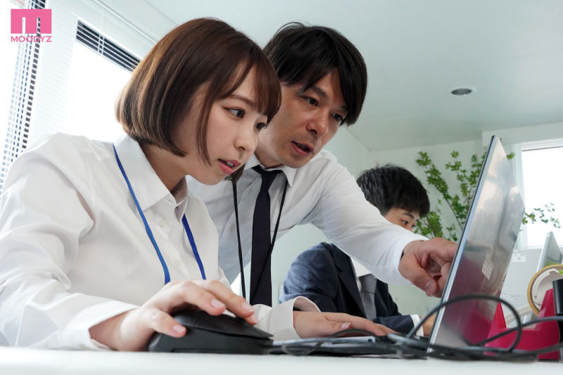 スーツが似合うイケメン先輩社員に巨乳彼女が本気になってしまった寝取られ話 宍戸里帆宍戸里帆