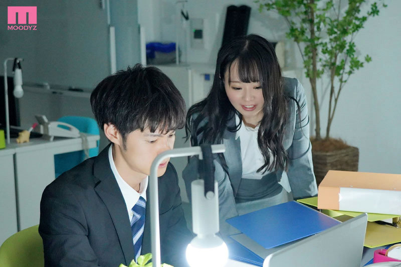 終電逃して同僚の部屋にお泊り ノーブラ部屋着に我慢できずコンドーム使いきるまでヤリまくった 中山ふみか中山ふみか