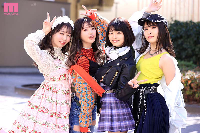 女子会してるホテルにM男くんが突撃参加！ 誰とパコるか5秒で決めろッ 小悪魔4人に一日中犯●れるハーレム中出し女子会 松本いちか 倉本すみれ 枢木あおい 百瀬あすか倉本すみれ・枢木あおい・松本いちか