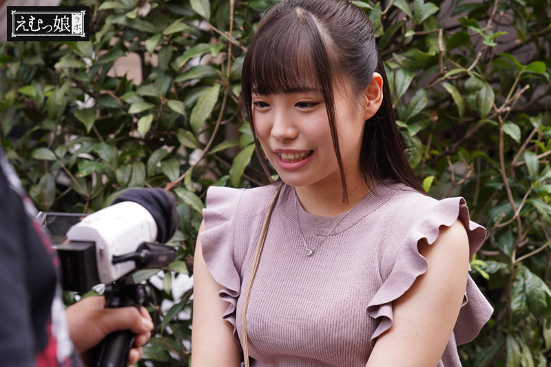 絶対的ケツ穴美少女 DEBUT きょうかちゃん 大学生20歳