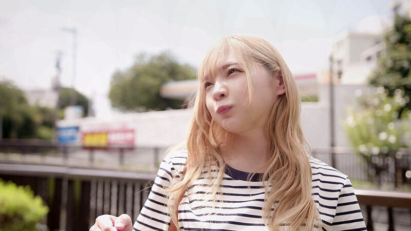 大好きな彼女の声とはつゆ知らず、大嫌いな隣人の部屋から聞こえる喘ぎ声に勃起してしまった 一条みお一条みお