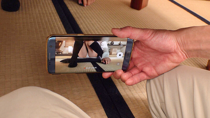 絶対パンチラ！挑発しながら絶対寸止めしてくる小悪魔ギャル 斎藤あみり斎藤あみり