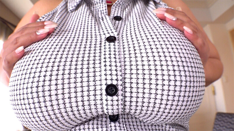 端正な顔立ちのロリ美少女がエロ言葉を放ちながらデカ乳デカ尻でブルンブルン！ 卑猥語女 夕美しおん夕美しおん