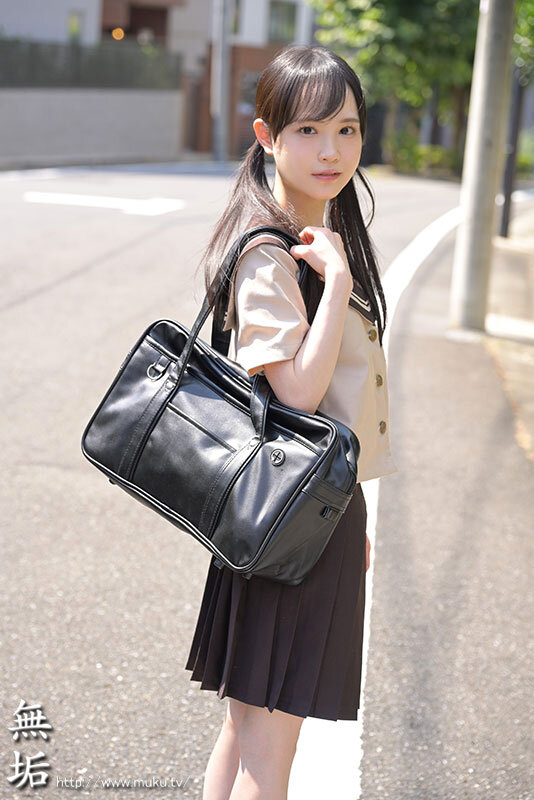 けなげ可愛い世話好き少女が無気力おじさんの性処理お手伝いをする甘々えっちな日常 工藤ララ工藤ララ