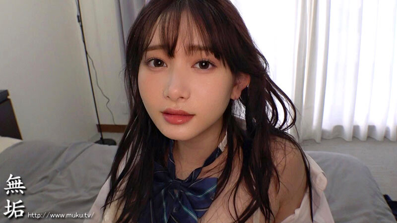 発情が止められない汗かき制服美少女と密室エロ蒸し脱水アクメ。汗ダクダク涎ダラダラ超密着で没頭するビチョ濡れナマ交尾。 静河静河