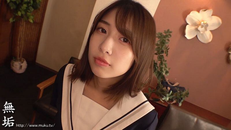 まさかこの清楚な少女がこんなに乱れてオホりまくるなんて。 理性が狂うほど焦らして感度を覚醒させたら、驚くほどにスケベな雌になった。 裏垢少女の子宮ボコボコ 湊波流湊波流