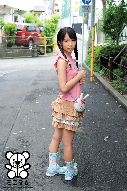 生まれて初めてのおしり。アナルはもう一つのマ○コだと教えられる。みづき147cm（つるつる）