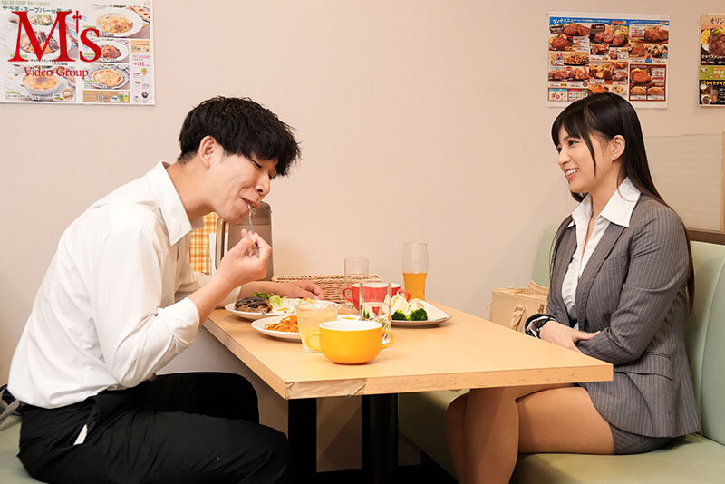 「先生のウチ来る？」 突然の記録的豪雨で帰宅困難になった生徒を泊めることに… 雨に濡れた女のカラダに興奮を抑えきれず暴走した童貞生徒と朝までビショ濡れ絶倫性交 根尾あかり根尾あかり