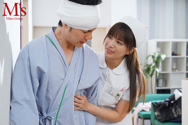 ボクは患者、彼女はナース。 大好きだった同級生と病院で5年ぶりの再会。両想いだったボクらは恋人の不在中、病室で何度も何度も求め合い中出しセックスしまくった。 根尾あかり根尾あかり