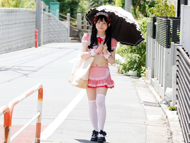 ご主人様をペニクリでご奉仕する家事代行ニューハーフメイド物語 ななこななこ