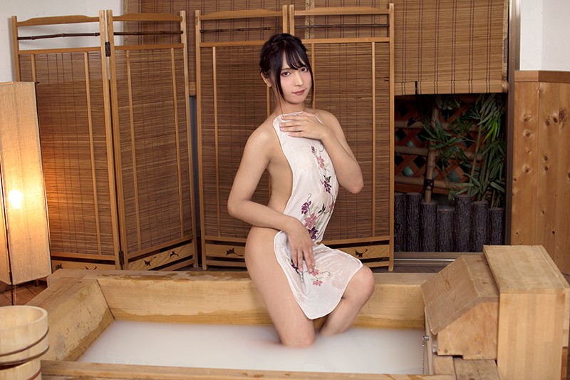 見返り美人中出し温泉不倫旅行～衝撃の事実！不倫相手は男の娘だった～ 茜さつき茜さつき