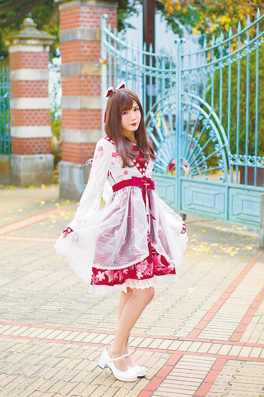 男友達の言葉がきっかけで女装に目覚めたぼく。男の人とのエッチってすごい気持ちいいんだね。乳首をねっとり責めれらてミルク大放出！ 朝倉いずみ朝倉いずみ