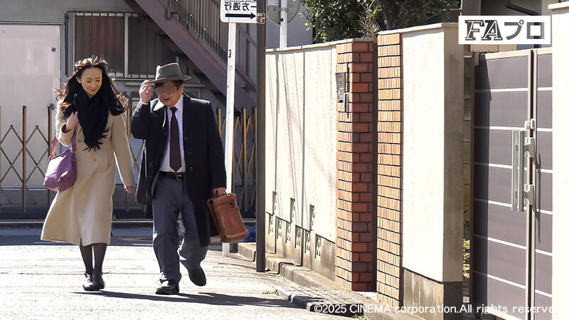 おばさんの接吻＆セックス ベロツバ粘膜地獄 なめる/吸う/からめ合う香澄麗子・姫川礼子・桃井しずか