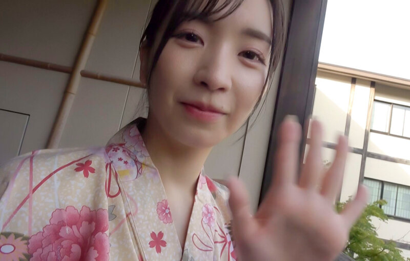 ノーブラ中出し温泉旅行 鈴木真夕鈴木真夕