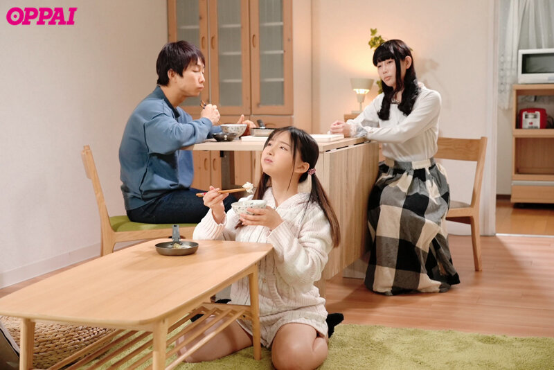 彼女が友達と旅行中、俺になついてくる彼女の妹を肉オナホに調教してやった3日間の出来事 楪カレン楪カレン