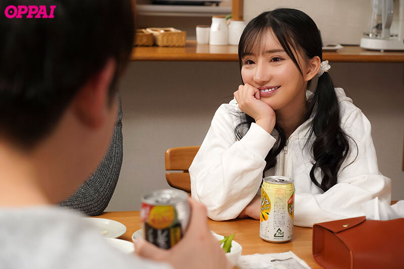 20年来の親友を裏切ってあいつの彼女とコンドームを使いきっても尚、生ハメでヤリまくってしまった… 楪カレン楪カレン