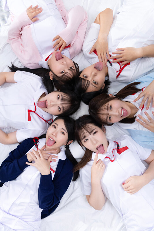 喉シゴきバキューム病院 私たちは苦しくても、えずいても、吐きそうでも、涙が出ても、一生懸命に喉の奥の奥の方まで男性器を受け入れます。沙月恵奈・皆月ひかる・美波こづえ