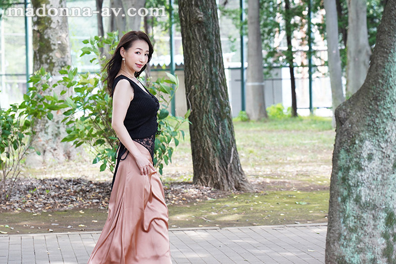 異例の大抜擢！！ 男を熟知した肉感的イイオンナ よしい美希 46歳 MONROE専属決定SPECIALよしい美希（伊沢涼子、吉井美希）