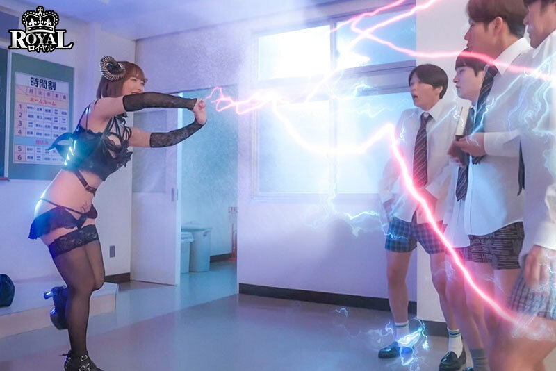 淫魔召喚 僕らの金玉カラッポにする美巨乳ボディの小悪魔サキュバス 小栗操小栗操