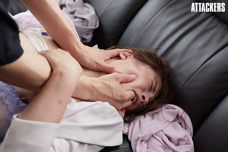 娘の前で雌犬のように激しく突かれて 橘内ひなた 有加里ののか橘内ひなた・有加里ののか