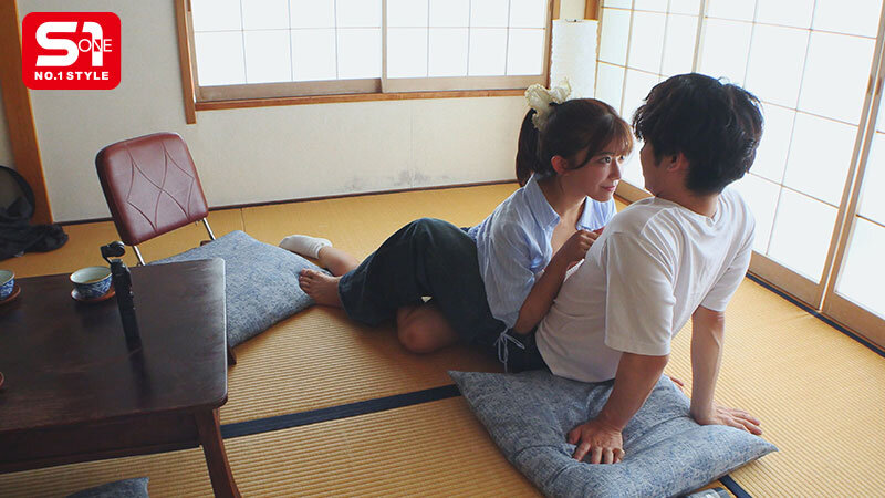 彼女、彼女の妹との温泉旅行で妹の方が二人きりになるたびに甘え密着ボディタッチからのおねだりキッス、 たまらず勃起するとジュボジュボしゃぶり始め暴発寸前チ●ポを色んな体位でハメてきて意のままに大量射精しちゃう恥ずかしい僕。 川越にこ川越にこ