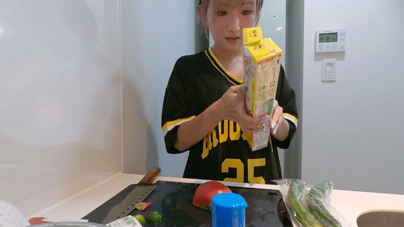 ナンパ連れ込みSEX隠し撮り・そのまま勝手にAV発売。するサラリーマン Vol.10