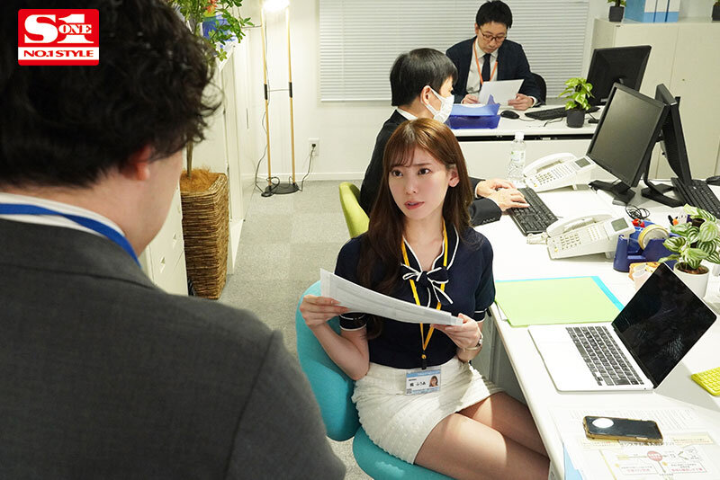 誰もが憧れるバリキャリOLの週末メス犬日記 現場男の汗臭チ〇ポが生きがいとは、絶対に言えない。 楓ふうあ楓ふうあ