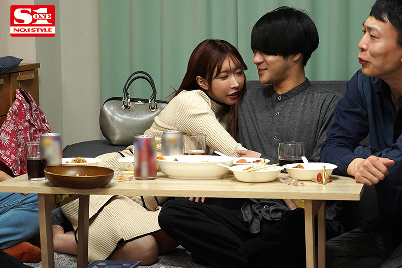 同性ウケが悪いので男だけの飲み会に参加したら…あざとさ全開おっぱいが人気大爆発！ 酔って乱れて9発挟射のパイズリ大乱交 うんぱいうんぱい