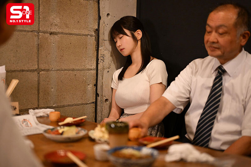 出張先で大嫌いなセクハラ上司とまさかの相部屋に…絶倫性交を断れず3日間軟禁され感じ続けてしまった気品ある魅惑ヒップ新人社員 依本しおり依本しおり