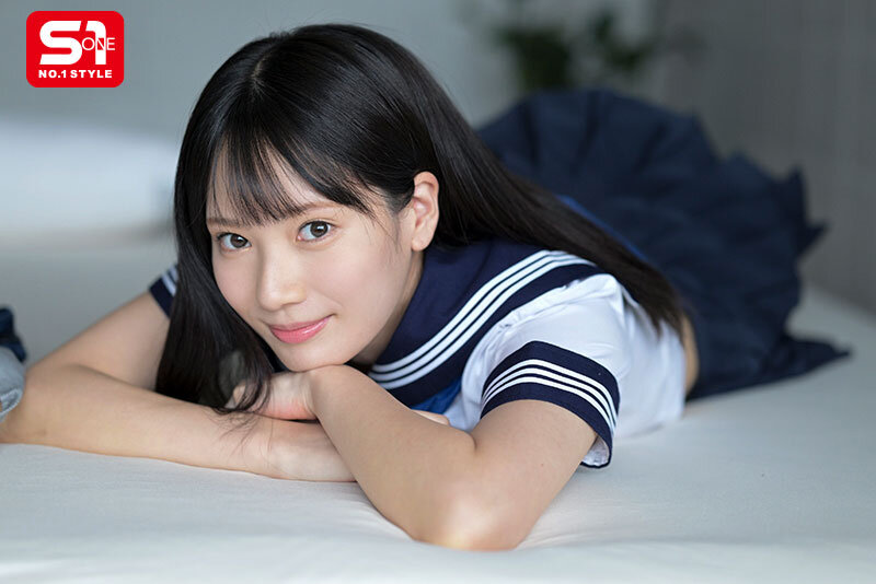 無邪気な教え子に誘惑された僕は可愛い顔、声や匂い、そして若い肉体の魅力に抵抗できず、校内でもホテルでも何処でも挿れまくった。 榊原萌榊原萌