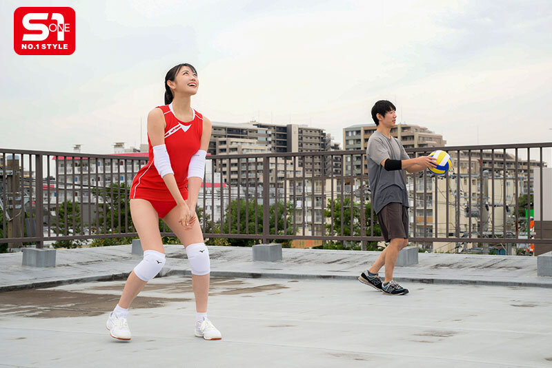 後輩の頼みは絶対に断らない バレー部の優し～い’みつは先輩’に本気で甘えたらSEXできた話 明日葉みつは明日葉みつは