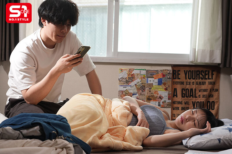 浮気したい彼女と寝取られたい彼氏の需要と供給が完全合致！！他人棒ズボズボま●こ見せつけられて鬱ジコリNTR 黒島玲衣黒島玲衣