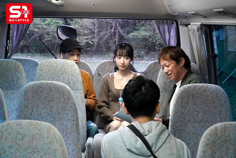 ロケバス車内で痴●されて…大御所タレントの不同意指マンに声を殺してイキ続けた地上波で絶対に売れたい元アイドル 石田佳蓮石田佳蓮