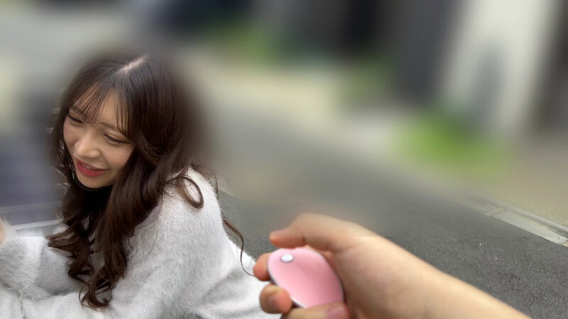 リモバイ発動中にベロキス発情したあやさんは潮吹きして中出しして痙攣中 野外デートでリモバイ接吻しまくったらガクブル中出しSEX 小那海あや小那海あや