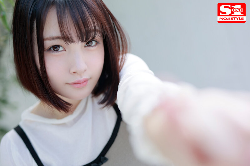 18才、愛宝すず初絶頂 純白Gカップ性感開発3本番愛宝すず