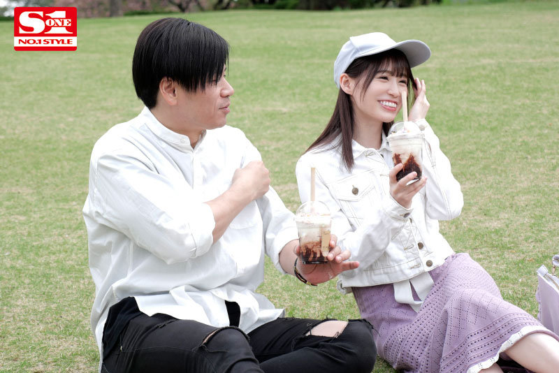 笑顔ではしゃいだデートの後は… 見つめ合い、きつく抱き合い、貪り合う、むき出しの肉欲セックス 未歩なな未歩なな