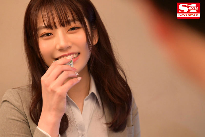 出張先で軽蔑している中年セクハラ上司とまさかの相部屋に…朝まで続く絶倫性交に不覚にも感じてしまった私 河北彩花河北彩伽（河北彩花）