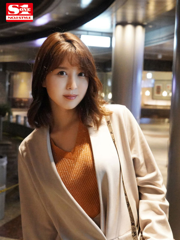 理想のセフレ女 上品な見た目とは裏腹にいきなり淫乱になり男を喜ばせたくて相手の性癖に応えまくり女のくせして絶倫性欲の葵つかさが毎夜ヤる。葵つかさ