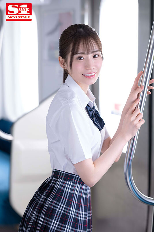 汚れを知らない笑顔少女を我慢できずにメチャクチャ痴●してやったら… まさかの俺のテクの虜に。 未歩なな未歩なな