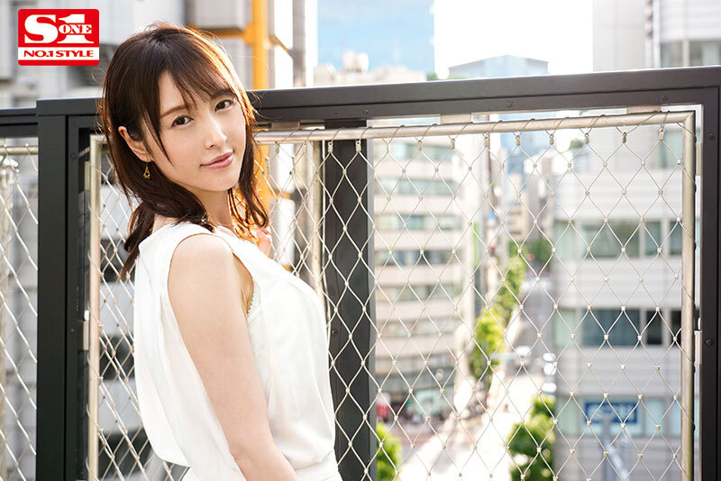 かつて一世を風靡した伝説のレースクイーン 初めて尽くしのめちゃイキ3本番 仁藤さや香仁藤さや香