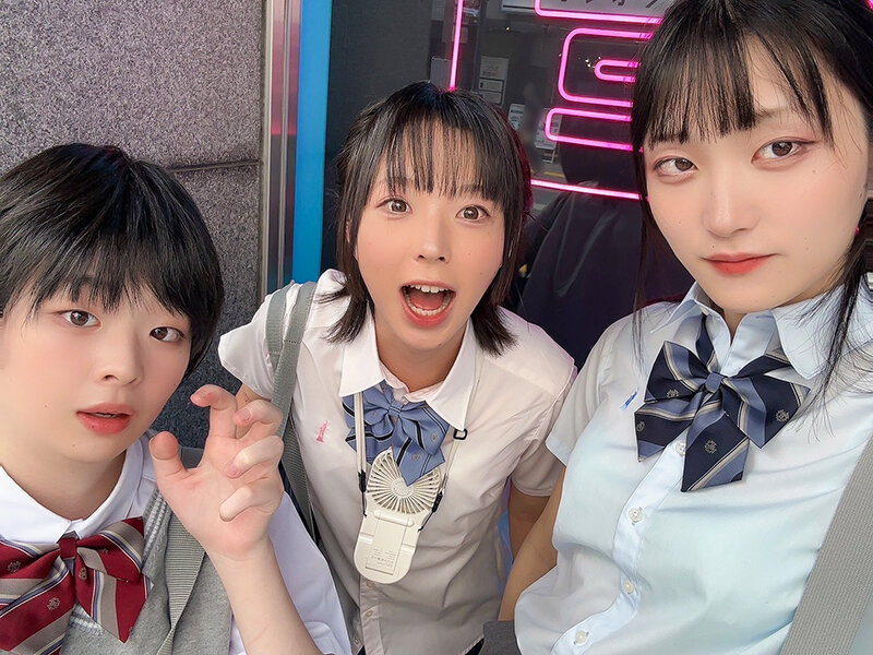 たんぽぽ☆プレゼンツ！やっぱり生が好き 放課後ホテルで可愛すぎる男の娘三人レズアナルセックス・乱交撮影会＃03